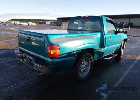 2002 Chevrolet Silverado 1500 Ls from USA, damaged, VIN 1GCEC14V62Z205328